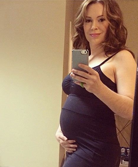 1396724728 alyssa-milano-g