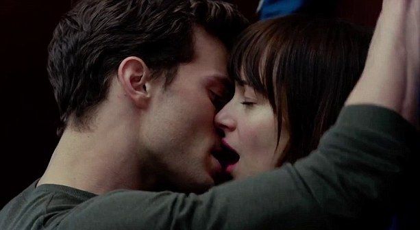 249D67A300000578-0-Adaptation Fifty Shades Of Grey star Jamie Dornan left wore a ti-m-16 1421882274549 8085f