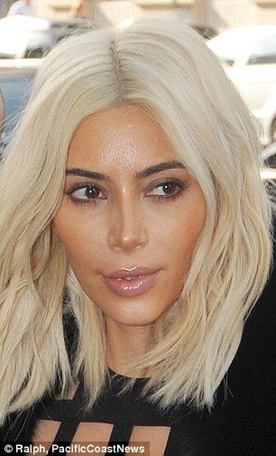 267180E100000578-2985326-Smudge too evident The reality star s makeup trick was a bit too-a-11 1425843260504 160c3