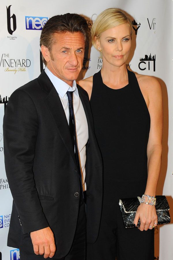 Charlize-Theron-Sean-Penn 4b2b6
