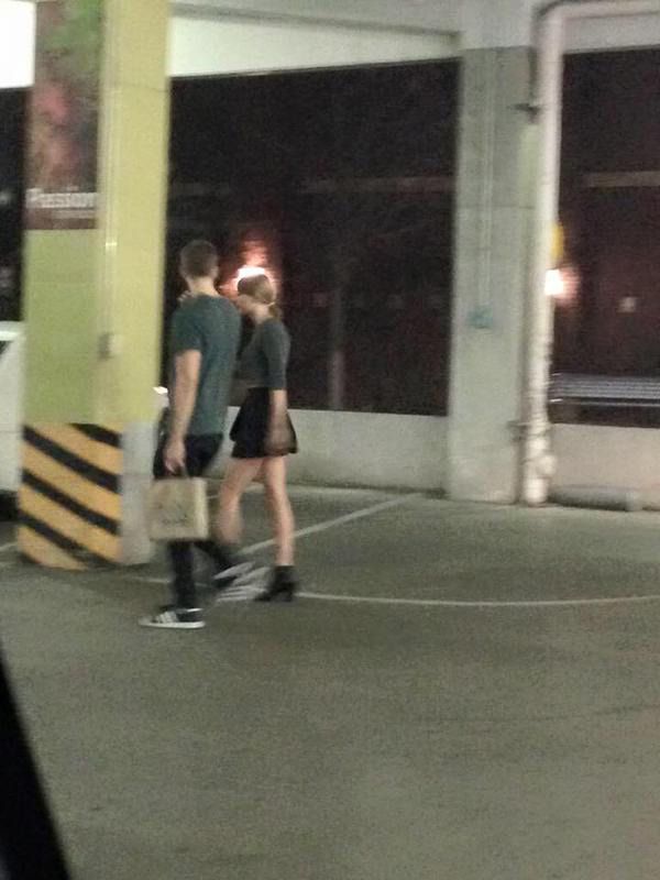 taylor-swift-calvin-harris-matching-couple-clone 974a5
