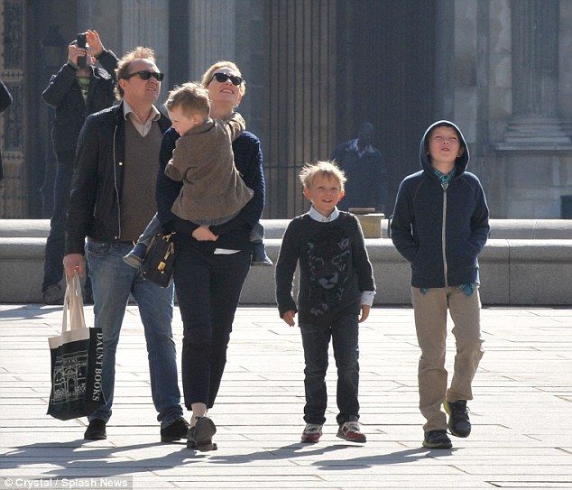 26EB800D00000578-3017741-Family of six Cate and her playwright husband are already biolog-m-4 1427727071454 ac015