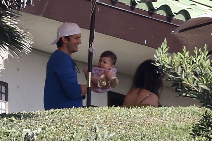 ashton-kutcher-son-wyatt-photos-02 c70ec
