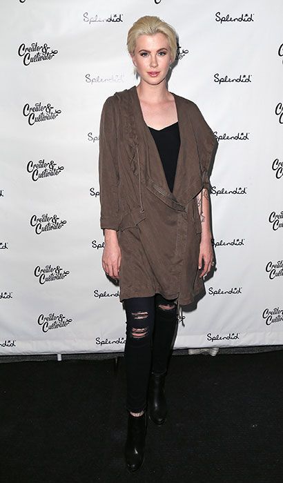 IrelandBaldwin--a 0944e