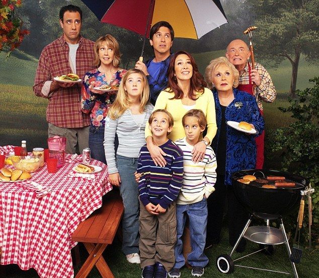 27ECFA9700000578-3053291-He played Geoffrey Barone on Everybody Loves Raymond above along-m-72 1429846704717 1fa46