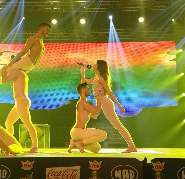 demy sta vma 56c88