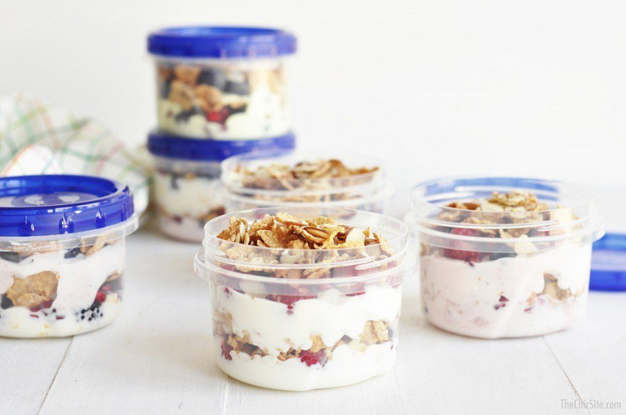 a1951577 yogurt-and-cereal-with-fresh-fruit-1024x680.xxxlarge 1 39370