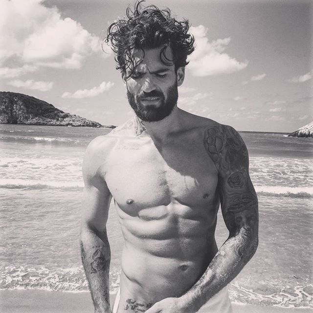 dimitris alexandrou 4 d9b57