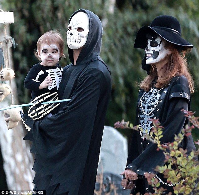 esmeralda gosling with ryan and eva mendes 9716a