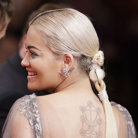 rita-ora-hairstyle-ponytail-braid-bambi-close-w540 77b0e