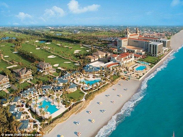 resort sofia vergara wedding ba5e6
