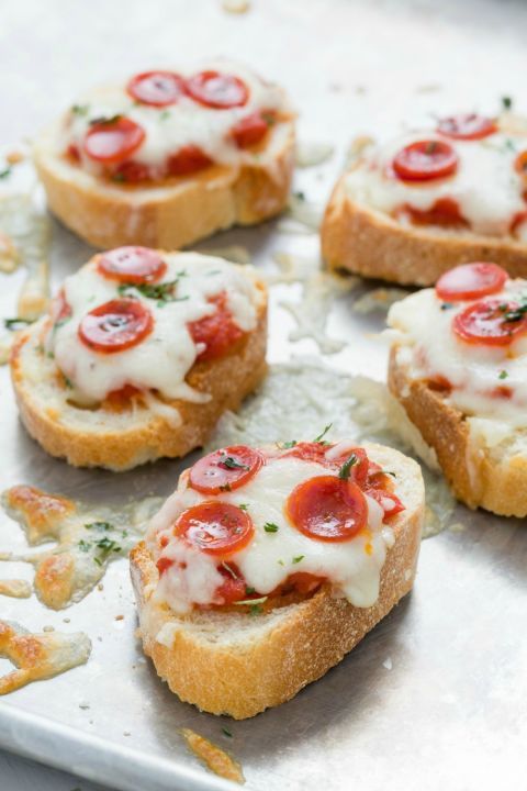 1449252593 delish crostini pizza f57d1