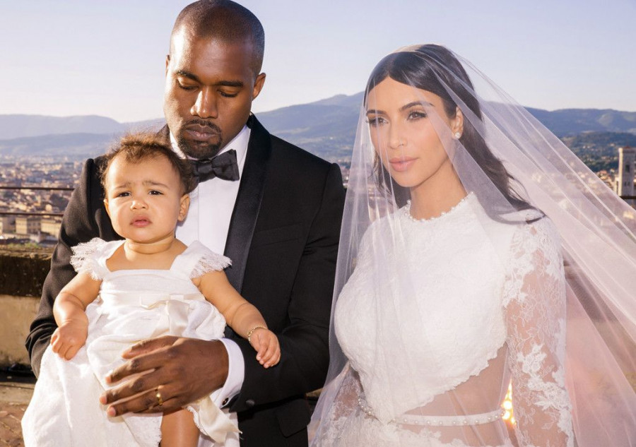 rs 1024x721 140611145642 1024 3kimye wedding kanye west kim kardashian jenner ls.61014 04a7c