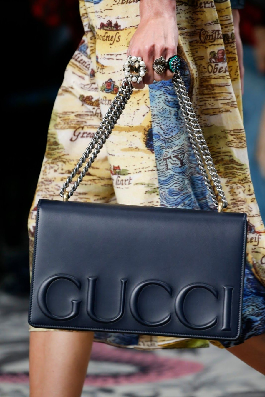 Gucci SS16 logo bag f35ed