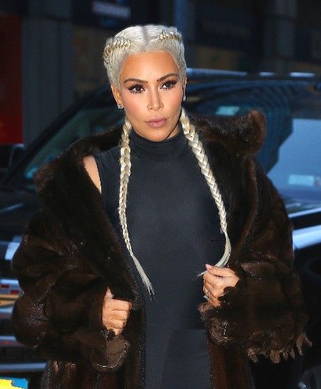 kim kardashian blonde braids 3 463x560 75d61