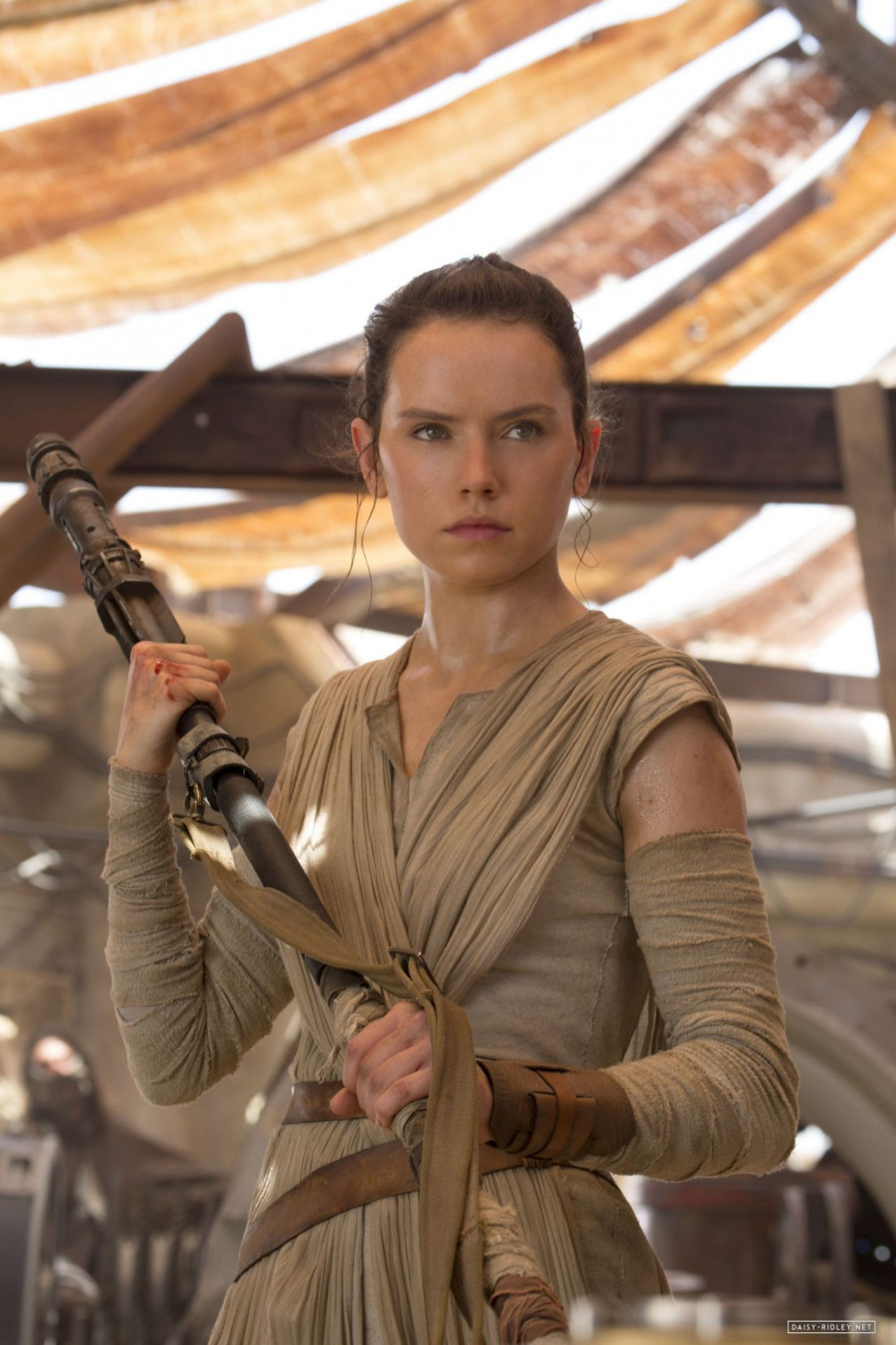daisy ridley star wars the force awakens poster stills and promos 2015 3 44f2b