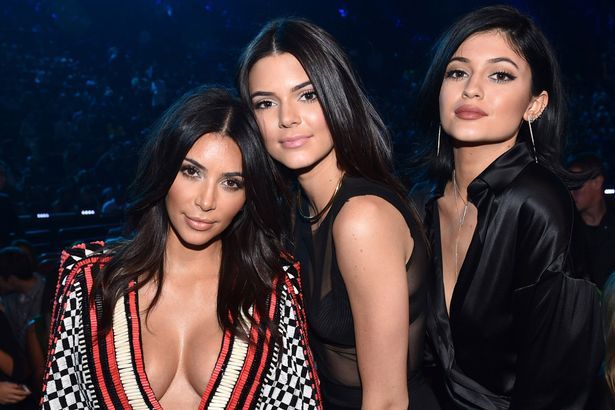 TV personalities Kim Kardashian Kendall Jenner and Kylie Jenner 525c8