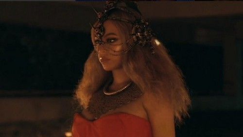 988405 640 beyonce lemonade 042316 2987c