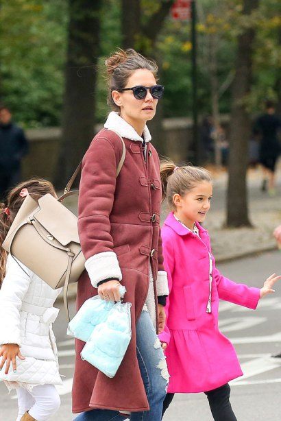 suri cruise katie holmes tom cruise normal life school 01 744e7