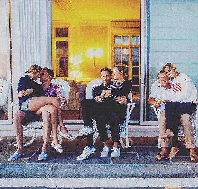 35FBBD8700000578 3675939 Smug couples alert Hiddleswift were joined by Blake Lively and R a 40 1467748635989 c5711