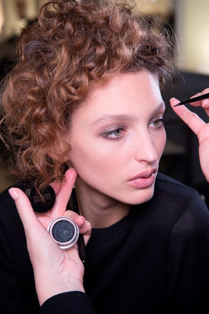 AW16B Armani 006