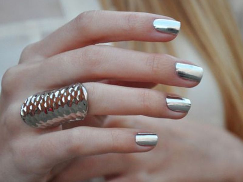 mirrornails1