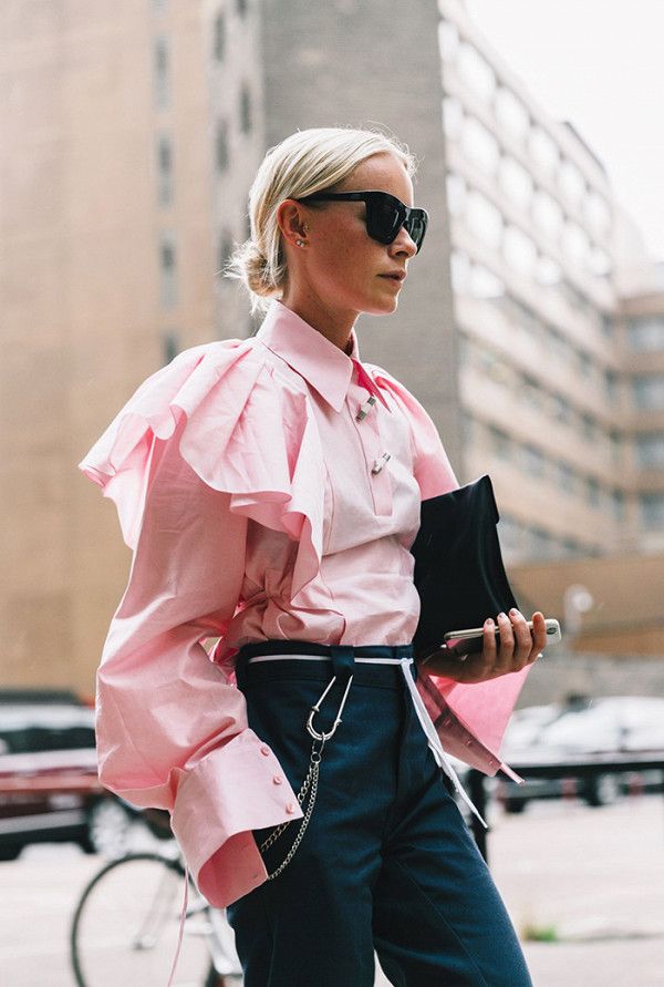 this colour dominated the street style scene in 2016 2054859.600x0c