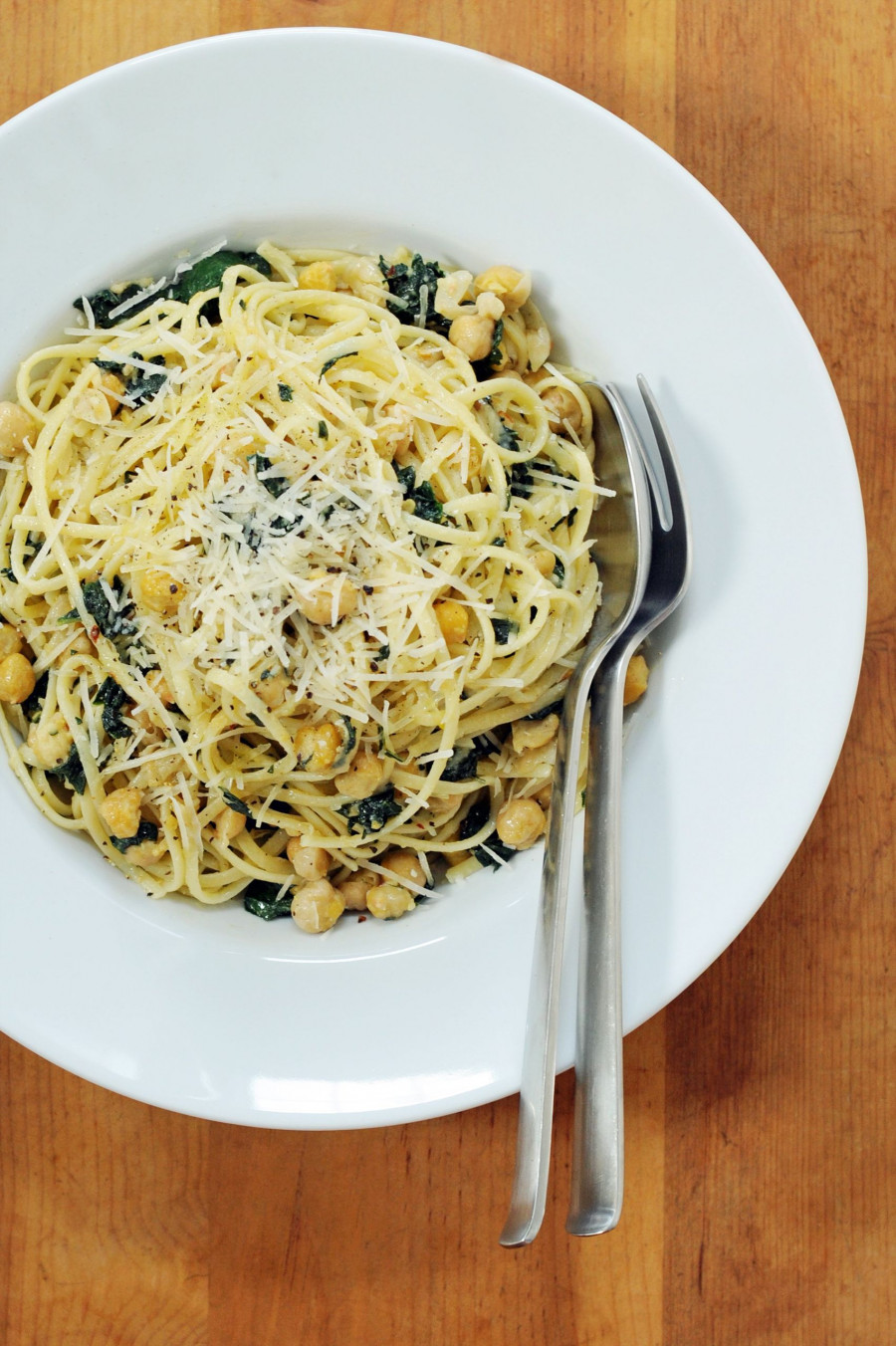 788efd321e8f4535 Linguine with Chickpeas and Kale