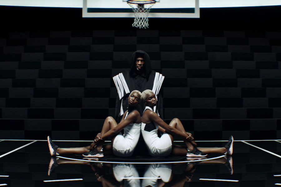 adidas Originals original Campaign Raining Basketballs