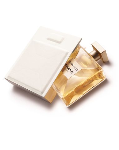 Gabrielle Chanel Packshot 2 copy