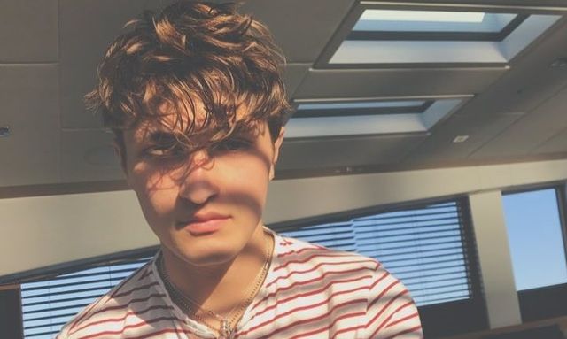 anwarhadid 13 12 2017 16 13 25 138 Copy copy