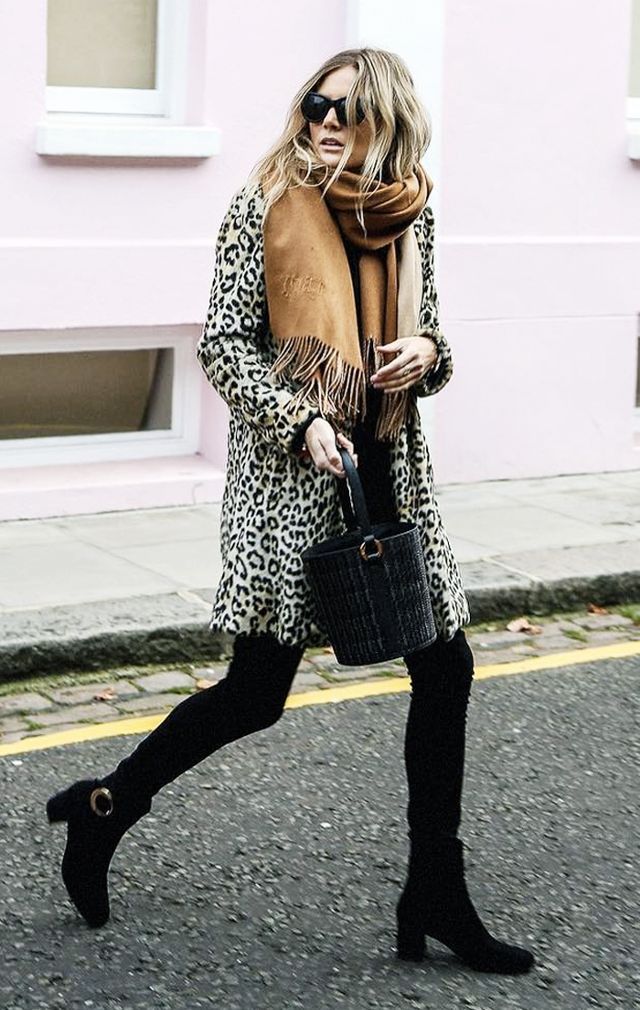 how to wear a blanket scarf 239898 1511713347397 image.640x0c