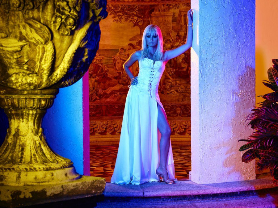 Penélope Cruz Donatella Versace 3