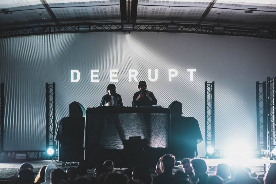 DEERUPT Paris 06