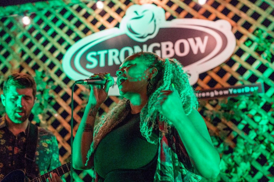 STRONGBOW4