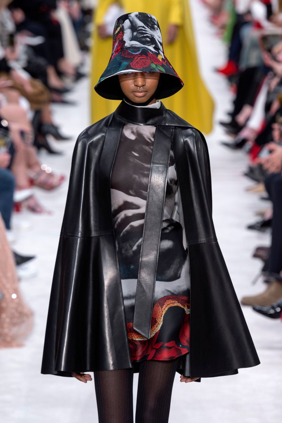 Valentino F19 033
