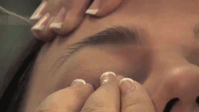 apotrixosi fridia klosti GROOMING gif