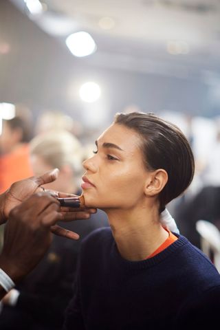 kalipsi simadiwn me concealer