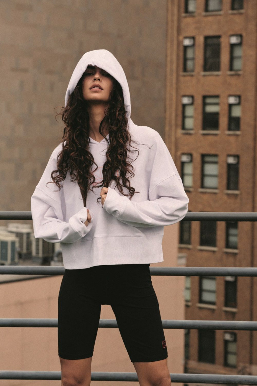 DKNY SP21 SPORT 02 FOGRA 300
