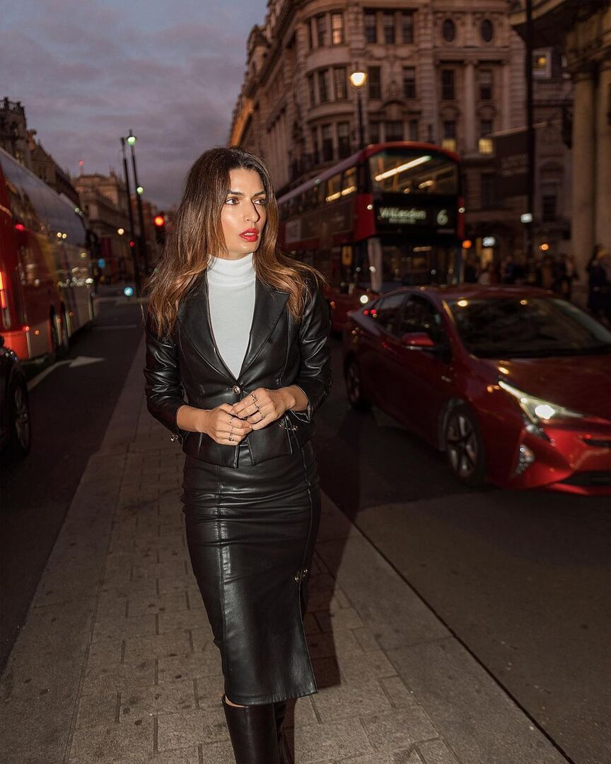 tonia sotiropoulou faux leather outfit2