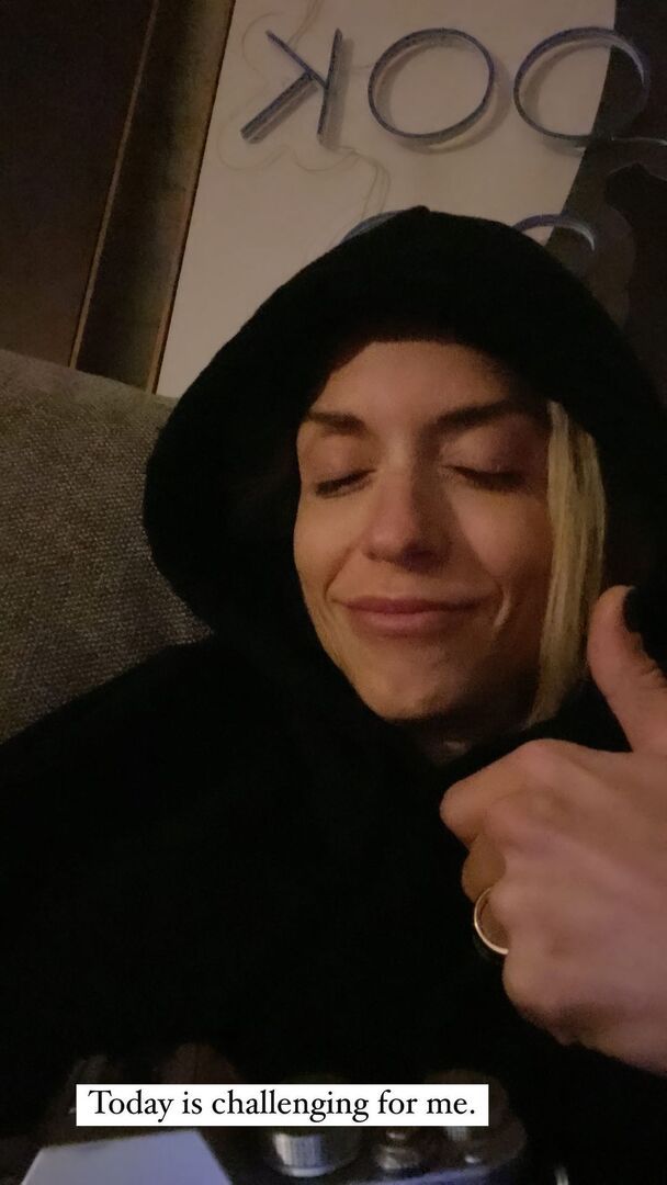 sofia karvela duskoli mera2
