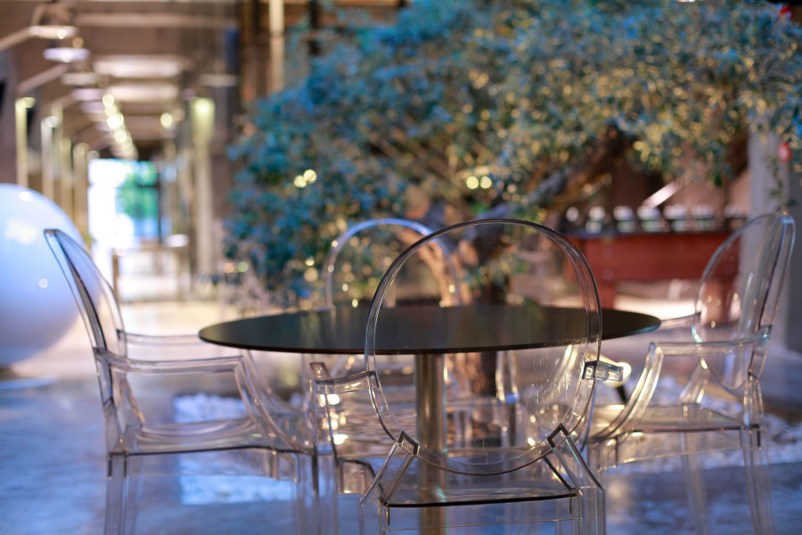 CAFE-and-OLIVE-TREE-SQUARE.jpg