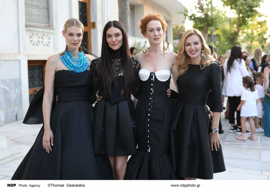 8367_ANASTASIA_PERAKI_ARIANA_ROCKEFELLER_TONIA_FOYSEKI_2062022.jpg