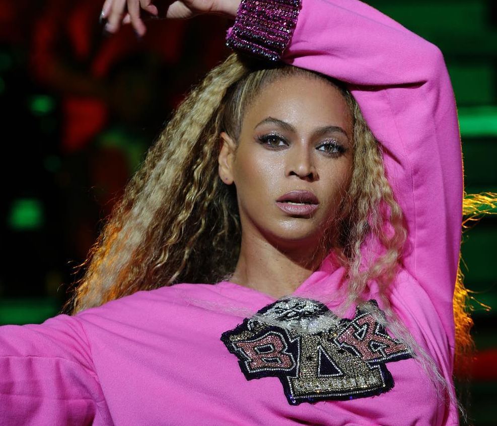 Έγκυος στο τέταρτο η Beyonce; Οι φωτογραφίες με κοιλίτσα που δεν κρύβεται...